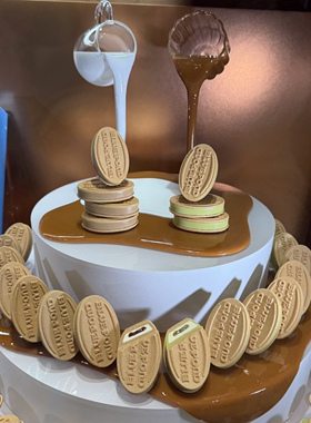 日本直邮满200包邮 北海道 新品 BLUE POND 焦糖流心夹心脆