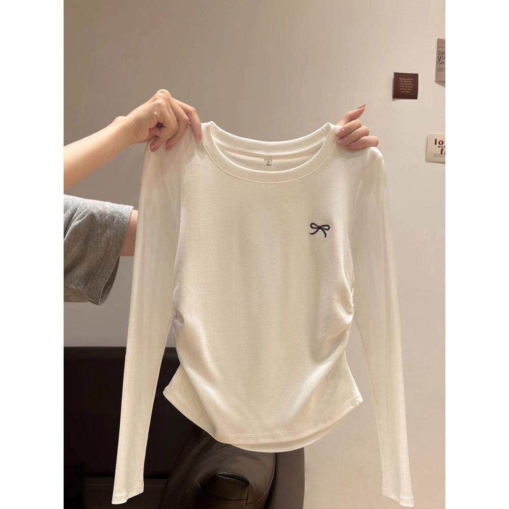 白色刺绣长袖T恤女春秋冬洋气内搭显瘦收腰磨毛加绒打底衫上衣
