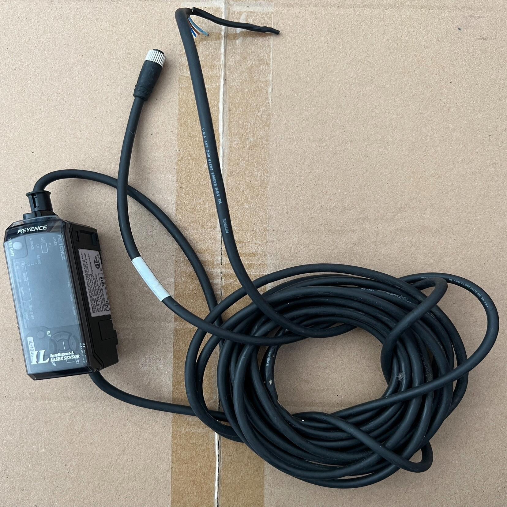 基恩士传感器放大器,型号:IL-1000,，一共4个