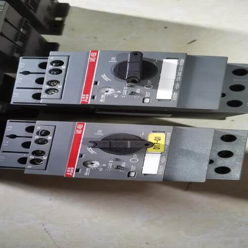 马达断路器MS450马达开关45A两台，20A四台，成