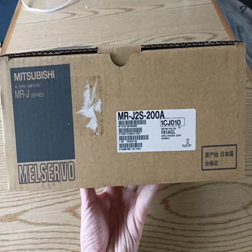 三菱驱动MR-J2S-200A，全新原装进口，工程剩下，便宜
