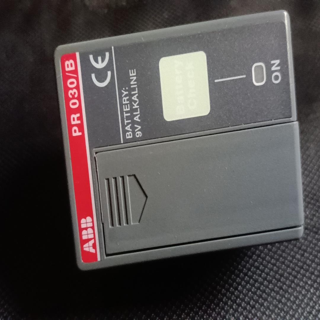 ABB 框架断路器附件  PR030/B