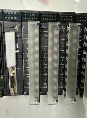 欧姆龙PLC扩展模块 橙色新  ID211  SCU21-V