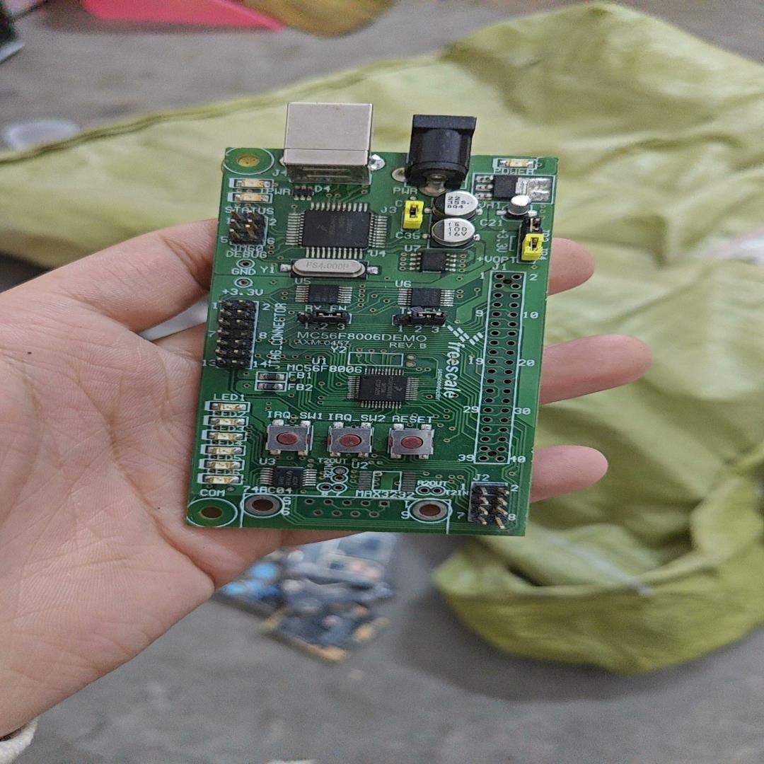 nxp/freescale pc56f8006vlf开发板