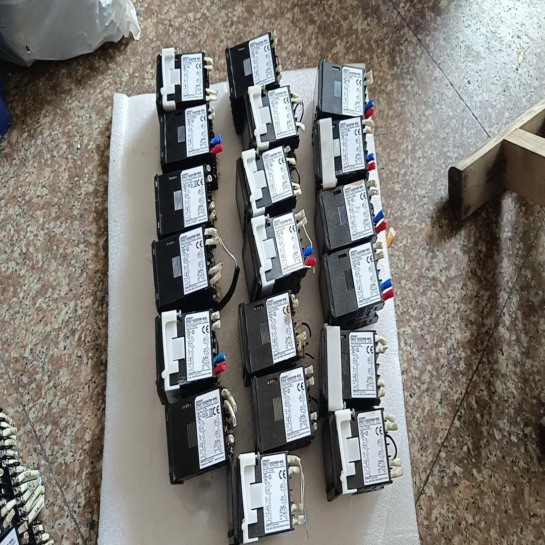 拆机欧姆龙温控表，E5CC-QX2DSM-800，Ver2.