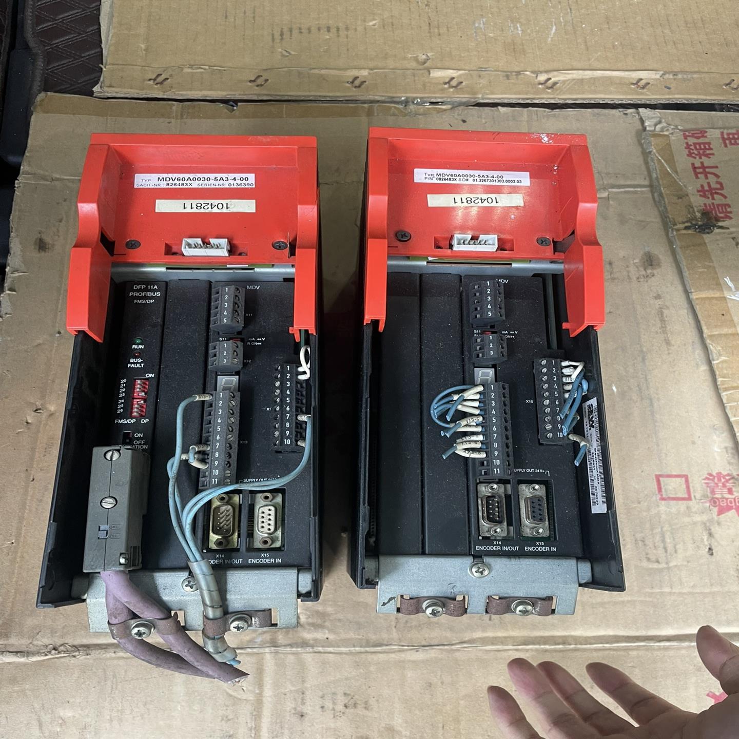 （设备配件）SEW 驱动器 MDV60A0020-5A3-4-00 实物