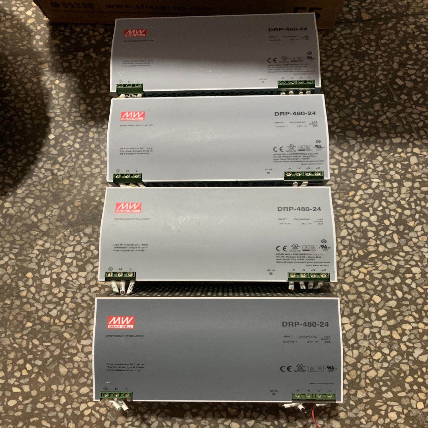 明纬电源DRP-480-24  ，件，成色如图，功能