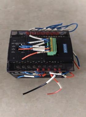 汇川PLC模块H1U-1410MT-XP 带通讯卡实图