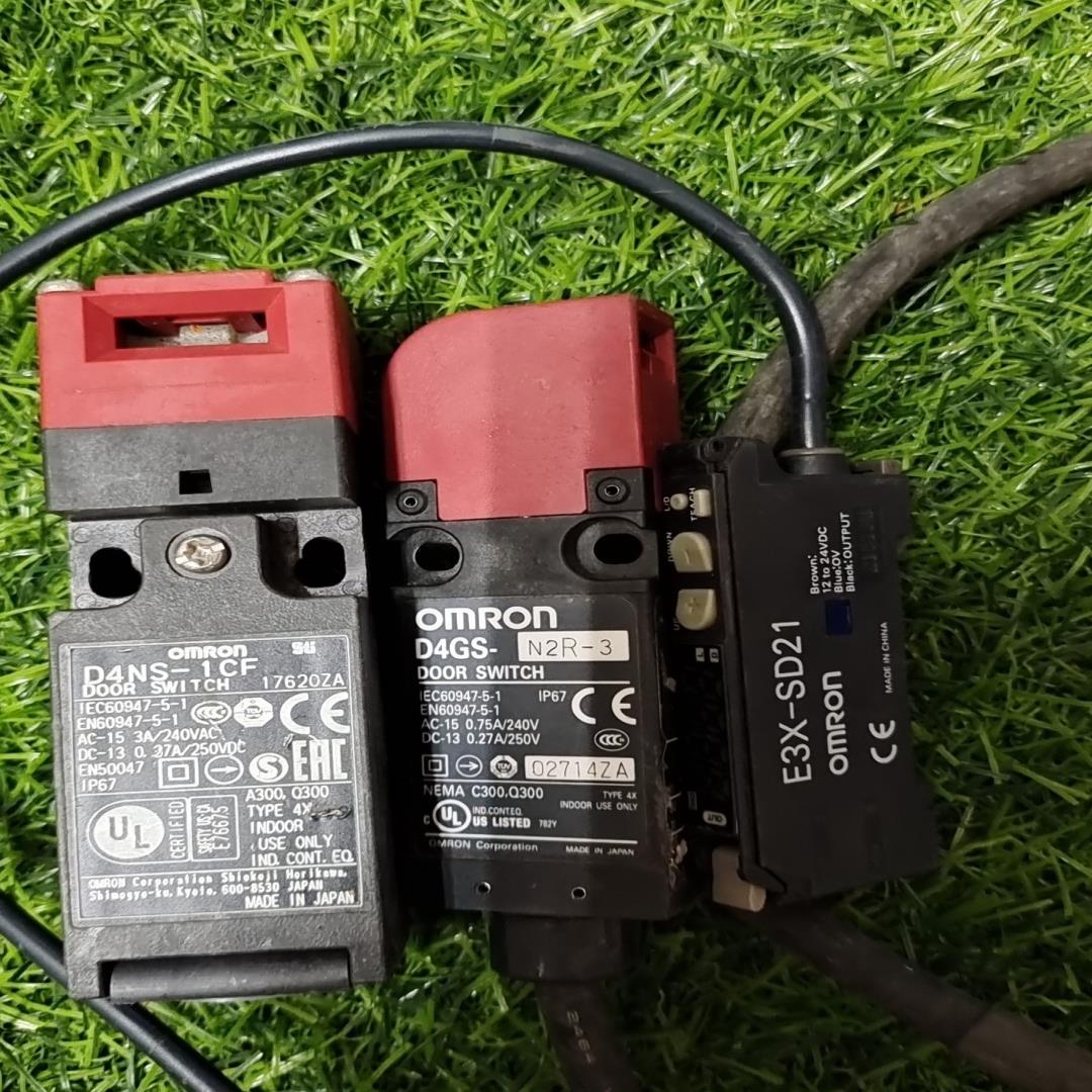 D4NS-1CF D4GS-N2R-3 E3X-SD2