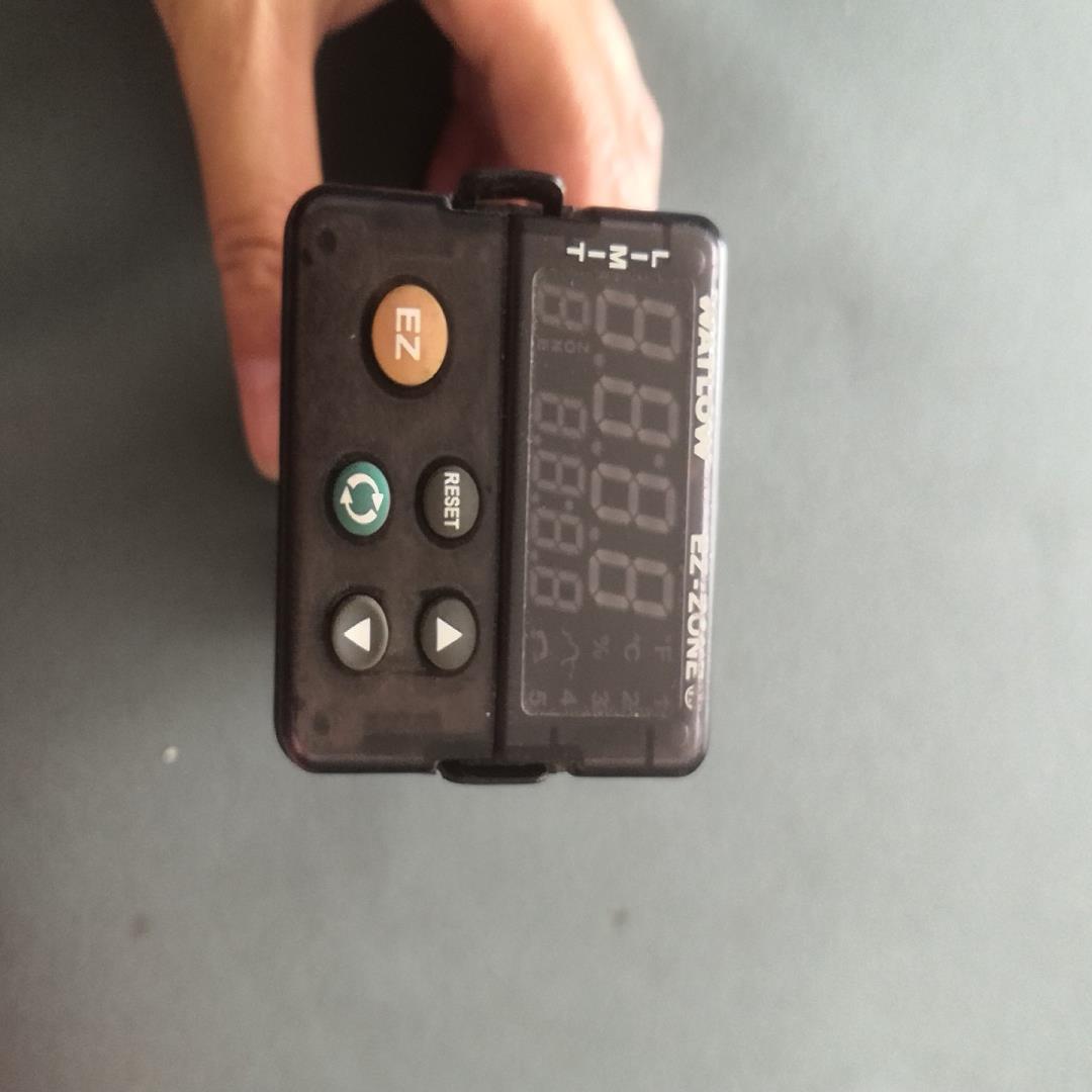 （设备配件）WATLOW 温控器 PM6L1EJ