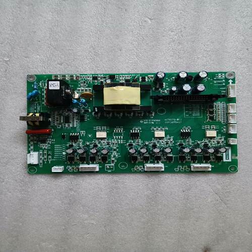 伟创AC70-T3-093G/110P变频器驱动板（AC70