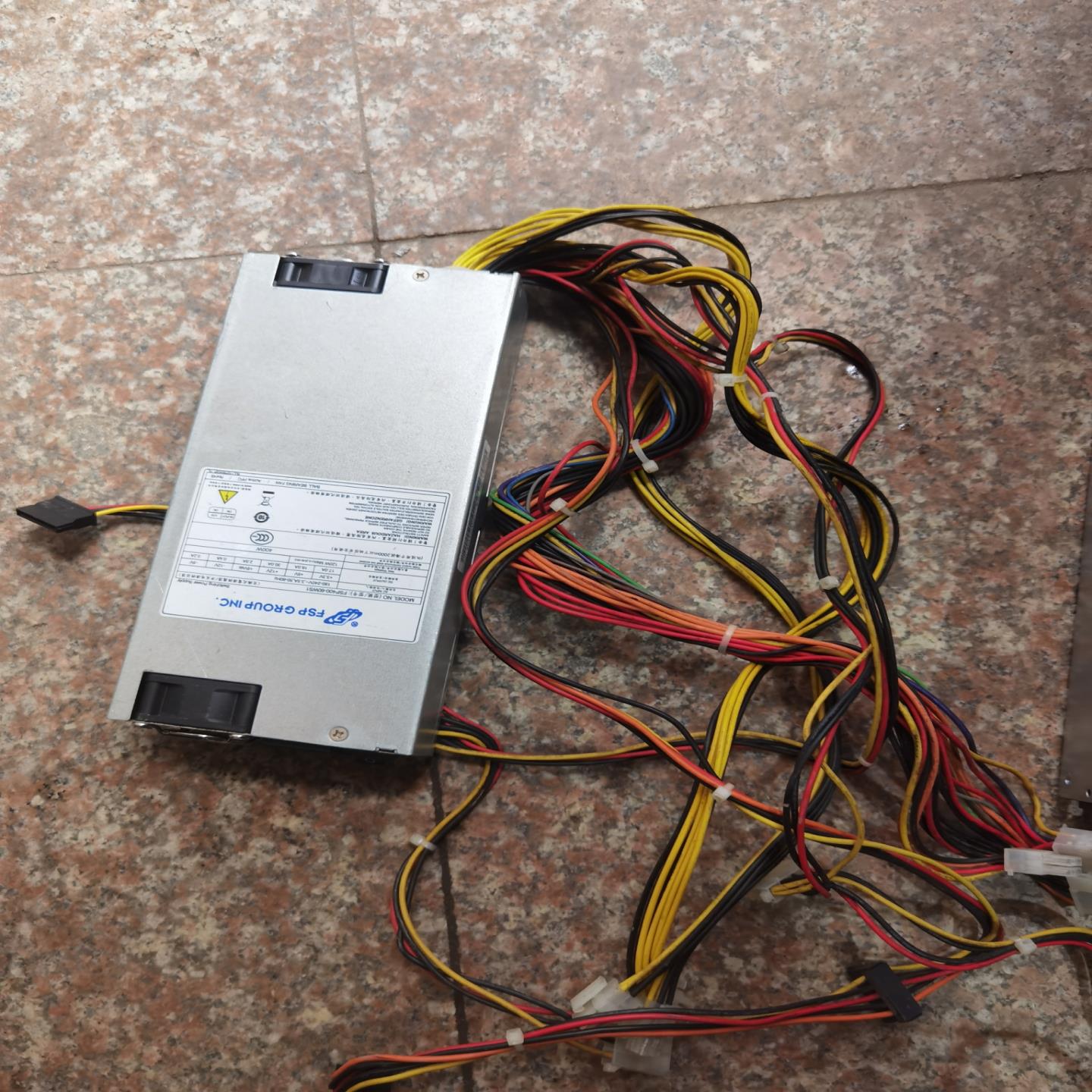 全汉1U工控机服务器400瓦电源。FSP400-60WS1