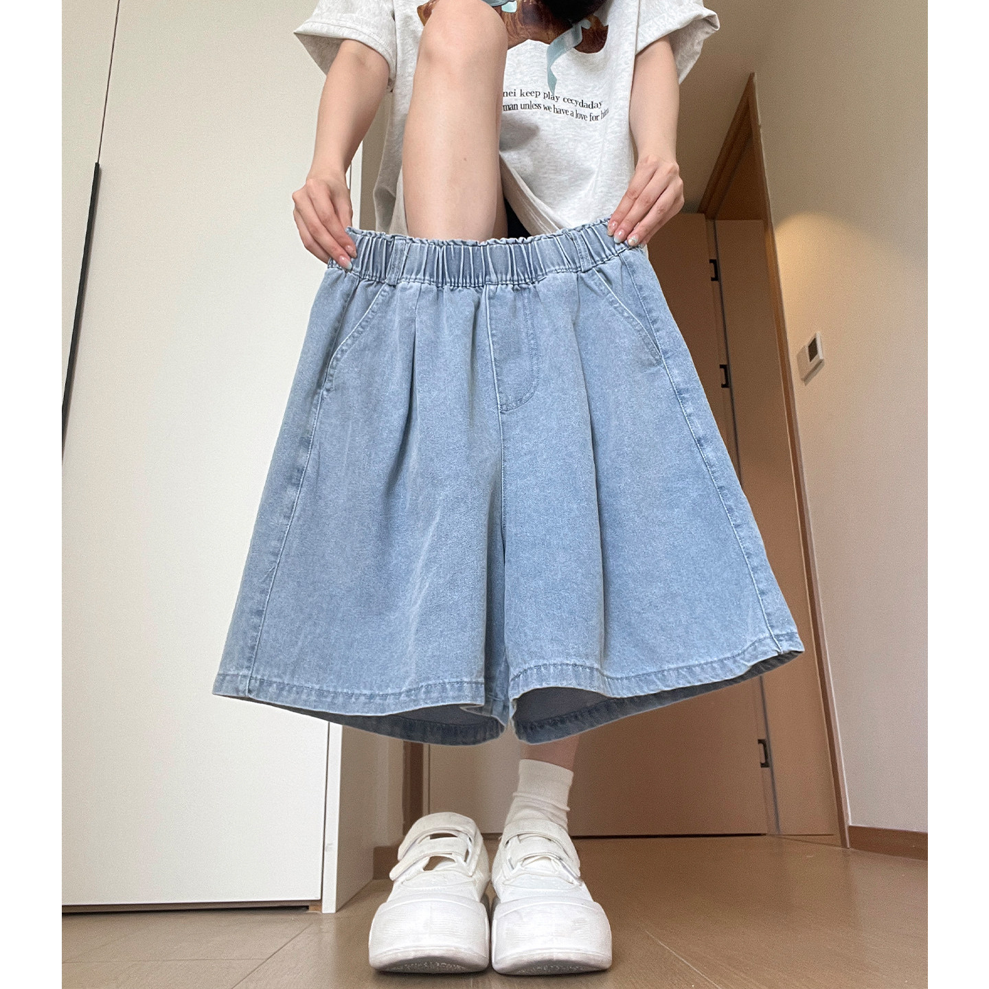 蓝色五分牛仔短裤女款夏季2025年新款休闲高腰薄款直筒宽松阔腿裤