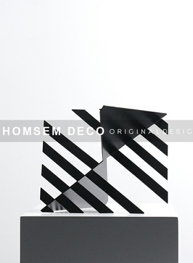 现代极简铁艺几何创意黑色金属摆件软装饰品家居客厅酒Y柜玄关摆