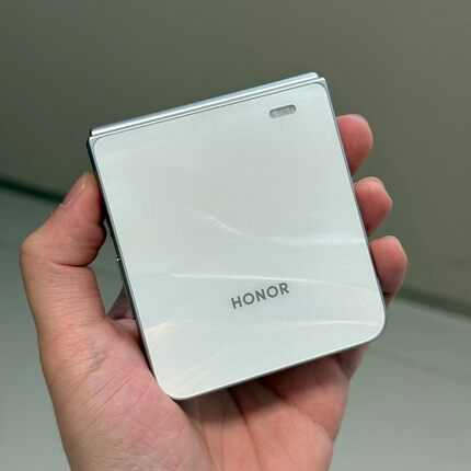 honor/荣耀 Magic V Flip2 AI 2亿超清写真自拍 小折叠屏5G手机