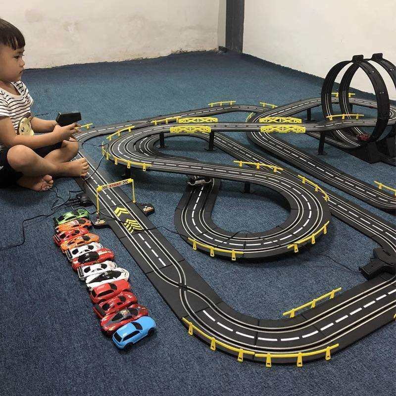 热销路轨道赛车玩具儿童双人大型赛道8-10岁男孩电动遥控汽车