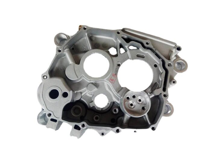 2017款华阳T4 极盗者 波速尔M3 CB250-F发动机原厂中箱体右边