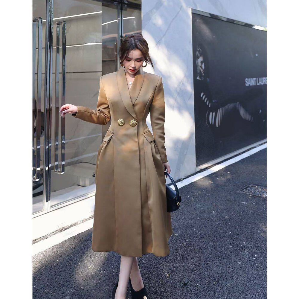 2024秋季新款御姐风金色复古缎面大衣女春设计感长款风衣裙伞裙