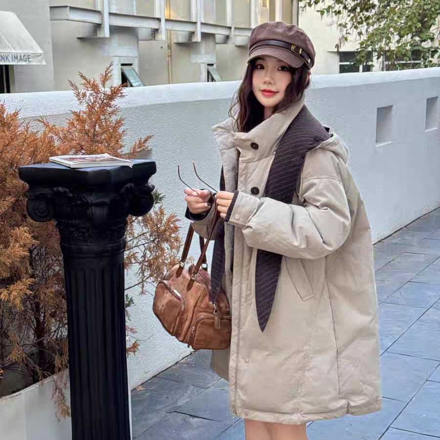 馨菲系中长款单排扣宽松休闲保暖羽绒服外套(配可拆卸帽子)d1326