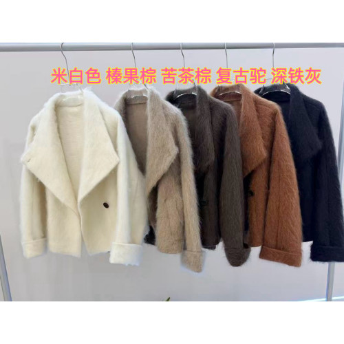 蚕丝羊绒拉毛大翻领山羊绒拉毛外套冬季短款羊毛拉绒大衣女69876