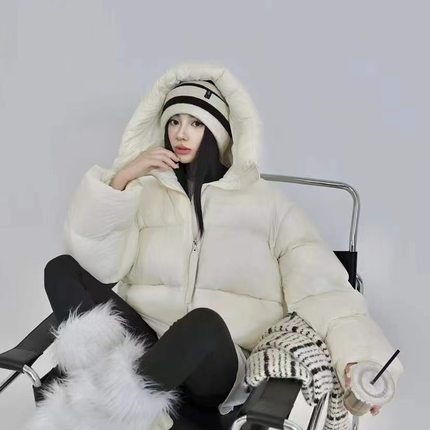 馨菲冬上新设计感拉链时尚百搭休闲显瘦保暖羽绒服外套d1112