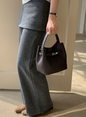 馨菲水桶包百搭通勤手提包真皮单肩包(配长肩带,内袋包)96138