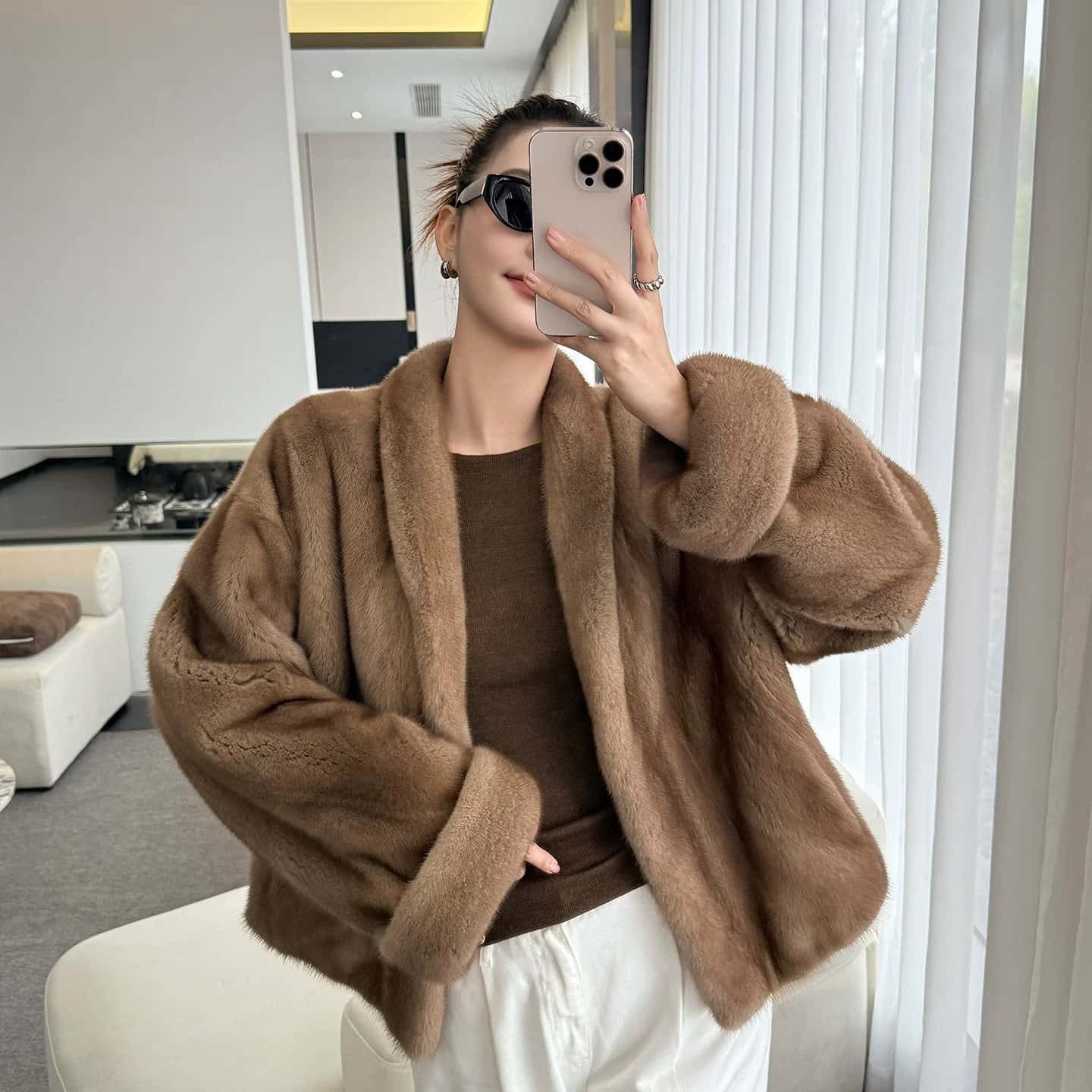 馨菲设计毛绒纯色百搭短外套J80021,女装/女士精品,时尚套装,淘宝优惠券,粉丝福利购,淘宝优惠卷