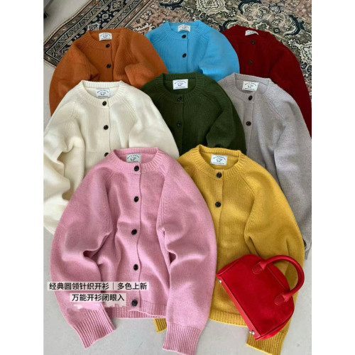 一善服饰冬上新8色推荐冬上新圆领纯色开衫百搭舒适简约休闲外套