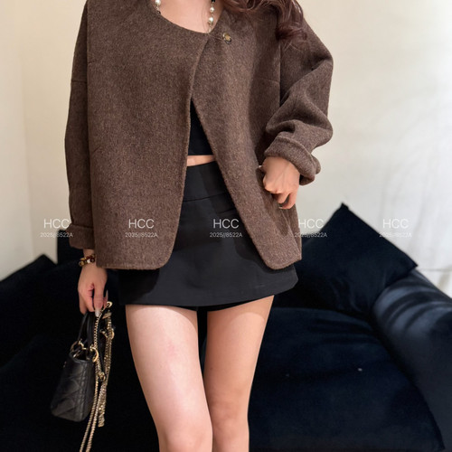 馨菲冬上新法式复古圆领宽松廓形羊毛外套（含80羊毛）58-160