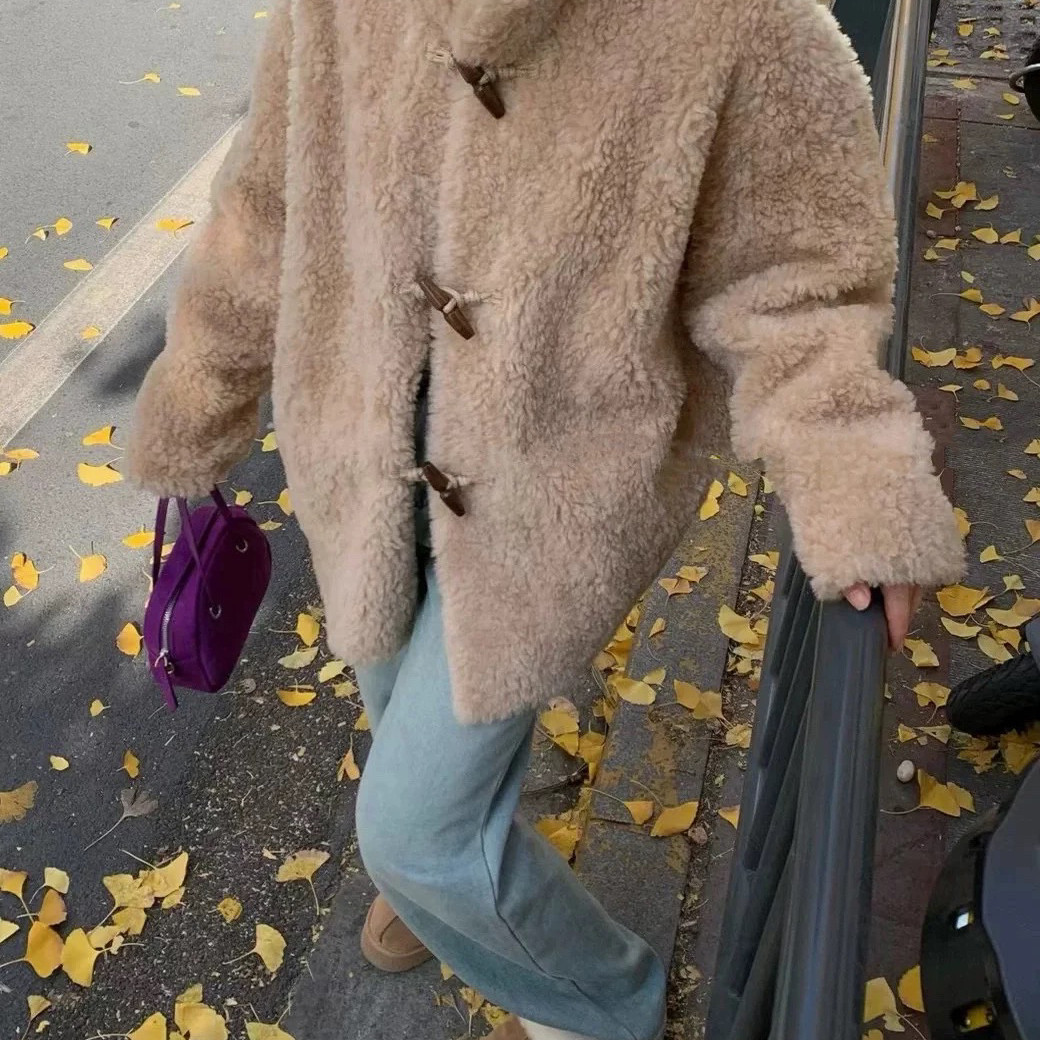 馨菲体皮草外套女中长款牛角扣保暖羊毛外套（含100羊毛）T261192,女装/女士精品,羽绒服,淘宝优惠券,粉丝福利购,淘宝优惠卷