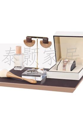 现代衣帽间摆件全屋设计展厅衣柜装饰品组合样板间简约软装