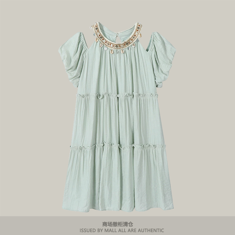 专柜法式浪漫波西米亚度假风沙滩裙女夏季新款甜美露肩挂脖连衣裙