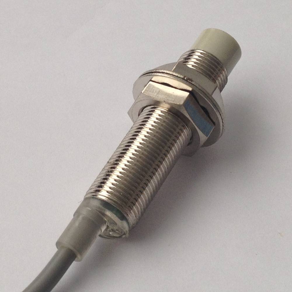 新款AOTORO二代接近开关TR12-4DN/DP2替代E2E-X5ME1/F1/E2/F2抗干