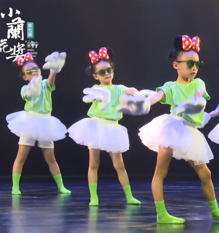 幼儿园演出表演服请你帮帮忙舞蹈糖果色七彩色短袖米奇发卡手套