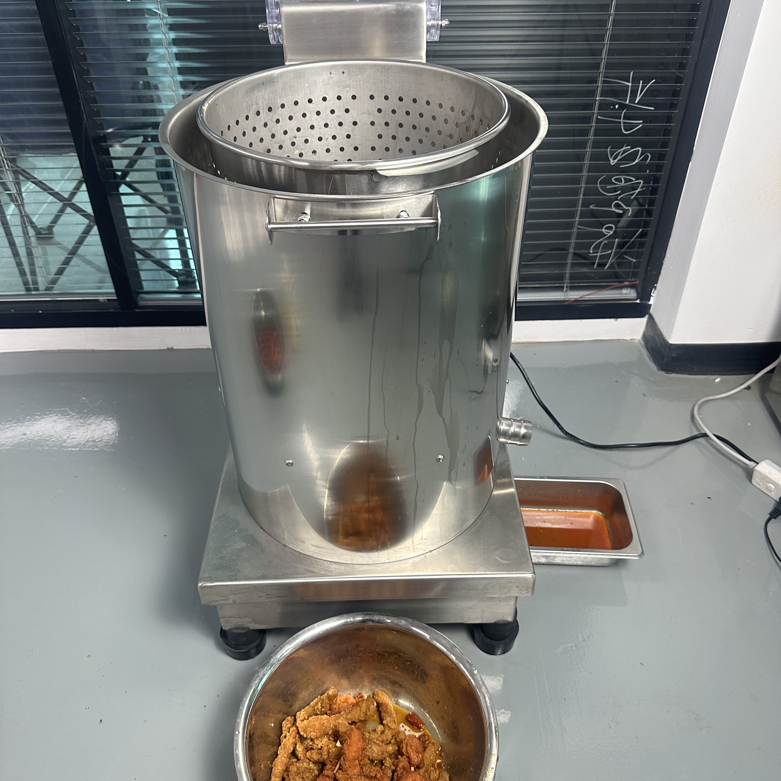 不锈钢电动炸串鸡柳脱油机甩油机