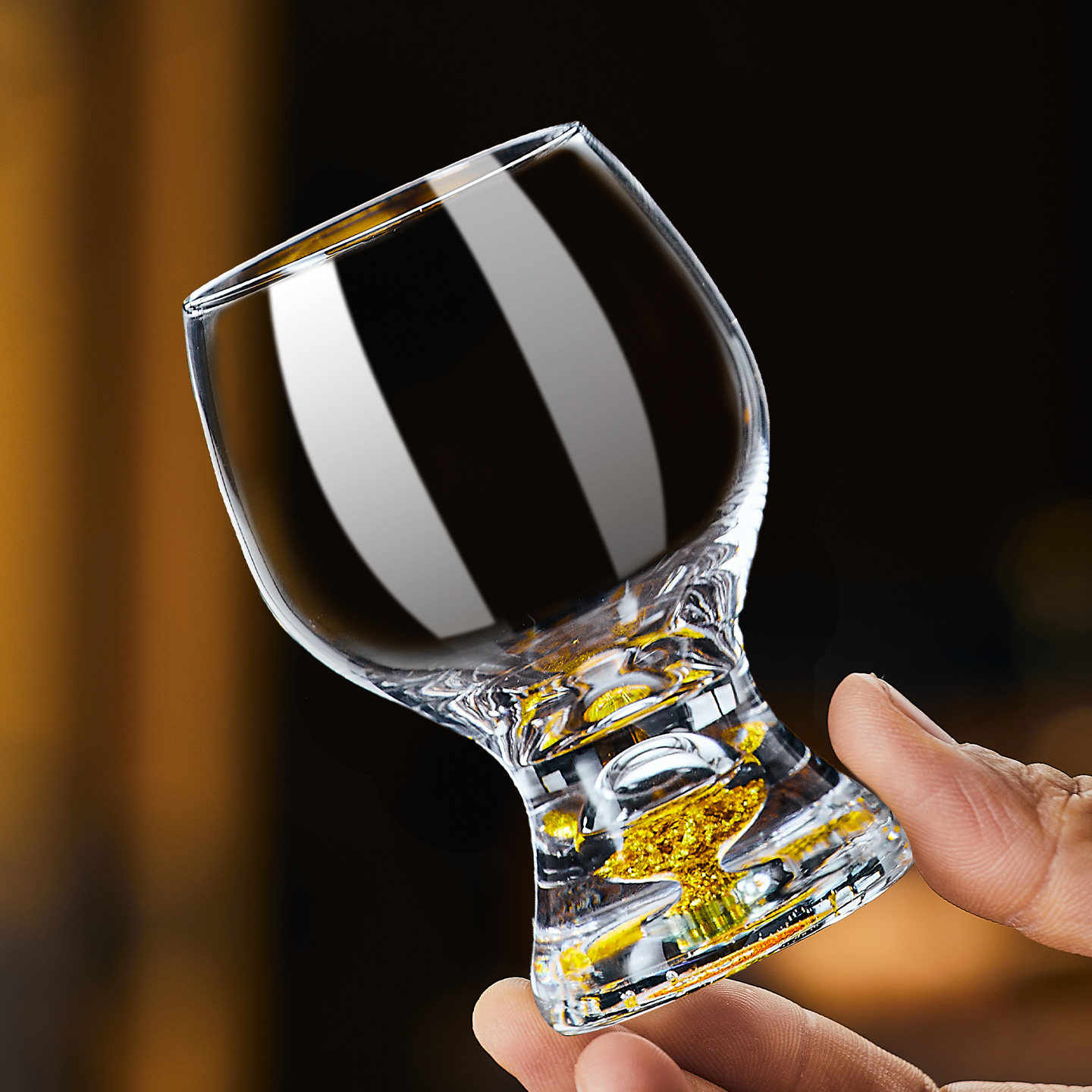 高档轻奢水晶玻璃二两白酒杯高颜值金箔烈酒杯套装家用精致高级感,餐饮具,白酒杯,淘宝优惠券,粉丝福利购,淘宝优惠卷