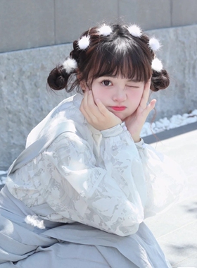 白色毛球小抓夹女公主头甜美百搭迷你侧边夹发饰毛绒绒刘海夹绒球