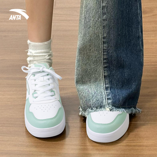 安踏板鞋女鞋春季新款轻质舒适百搭透气学生休闲鞋小白鞋运动鞋