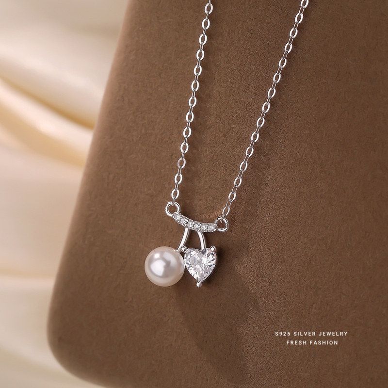 S925纯银气质樱桃珍珠项链女小众设计感轻奢吊坠简约时尚百搭项饰