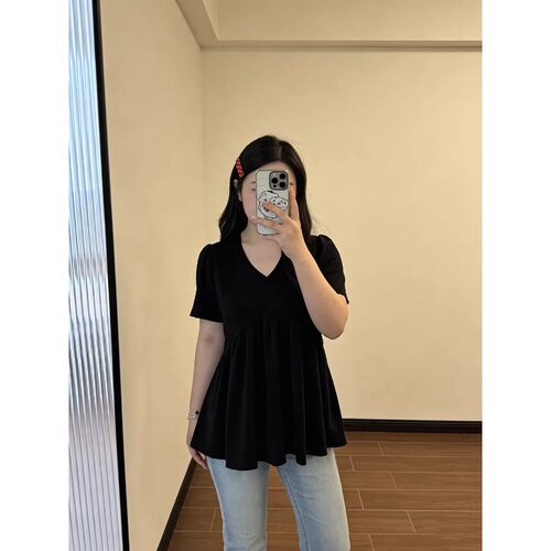 法式黑色v领短袖t恤女休闲甜美风