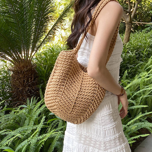 意尔康今年流行超火小众设计编织包包2026新款女包爆款单肩包托特