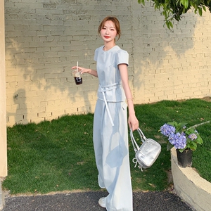 韩系休闲套装女2025夏季新款设计感小个子圆领上衣阔腿裤两件套图片