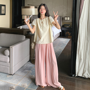 韩系简约圆领小飞袖衬衫套装女夏季2024新款时尚减龄阔腿裤两件套图片