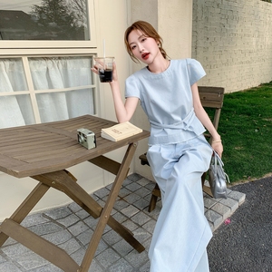 韩系休闲套装女2025夏季新款设计感小个子圆领上衣阔腿裤两件套图片