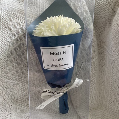 Single mini flower bouquet soap flowers with hand gift box