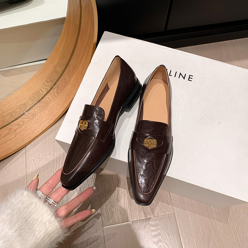 真皮软底不累脚乐福鞋女2025新款单鞋女英伦风小皮鞋平底开春女鞋