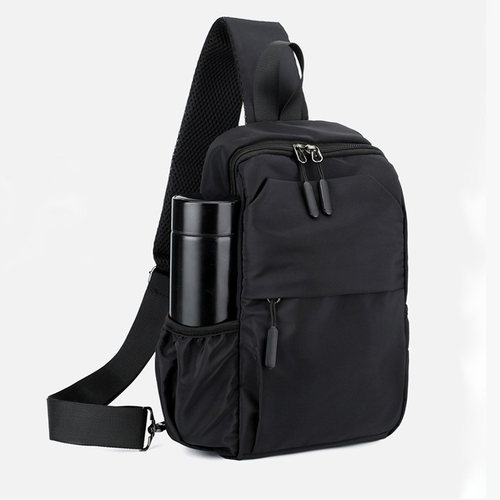 2025新款男款胸包时尚潮流单肩包大容量百搭小背包休闲男士斜挎包