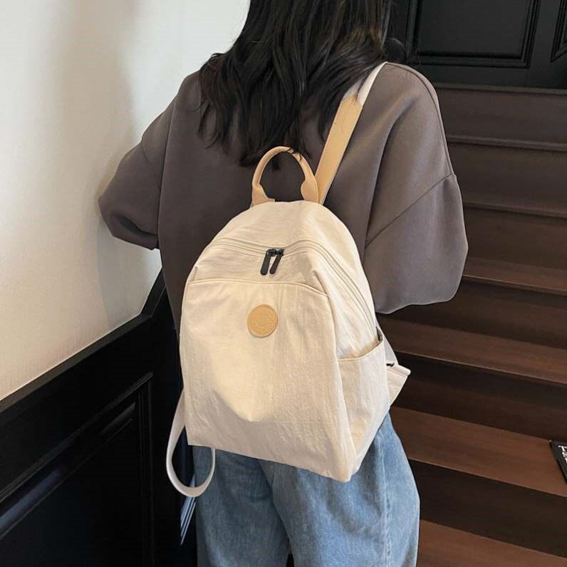 高颜值女士外出双肩包旅游轻便登山包通勤上班小背包学生上课书包