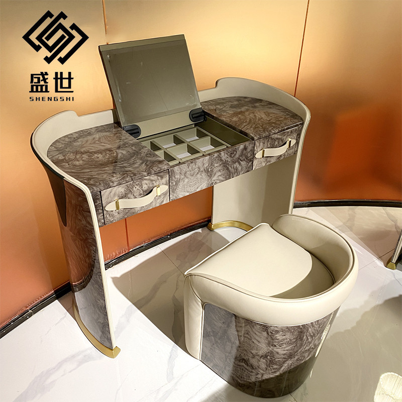 意式轻奢钢琴烤漆翻盖镜梳妆台