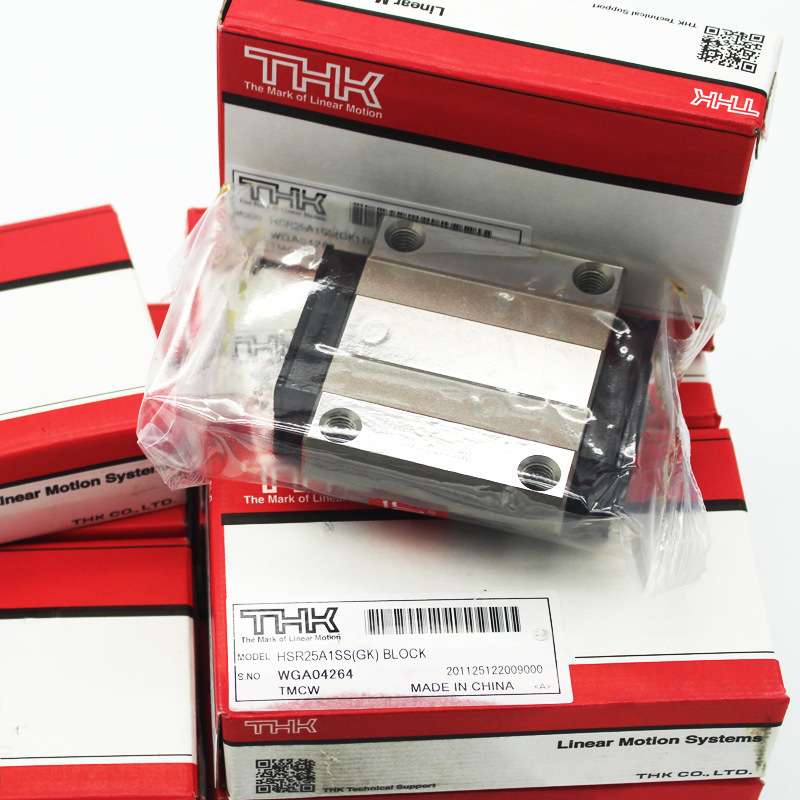 现货供应THK导轨滑块HSR15R1SS  HSR15LR1SS    实物图